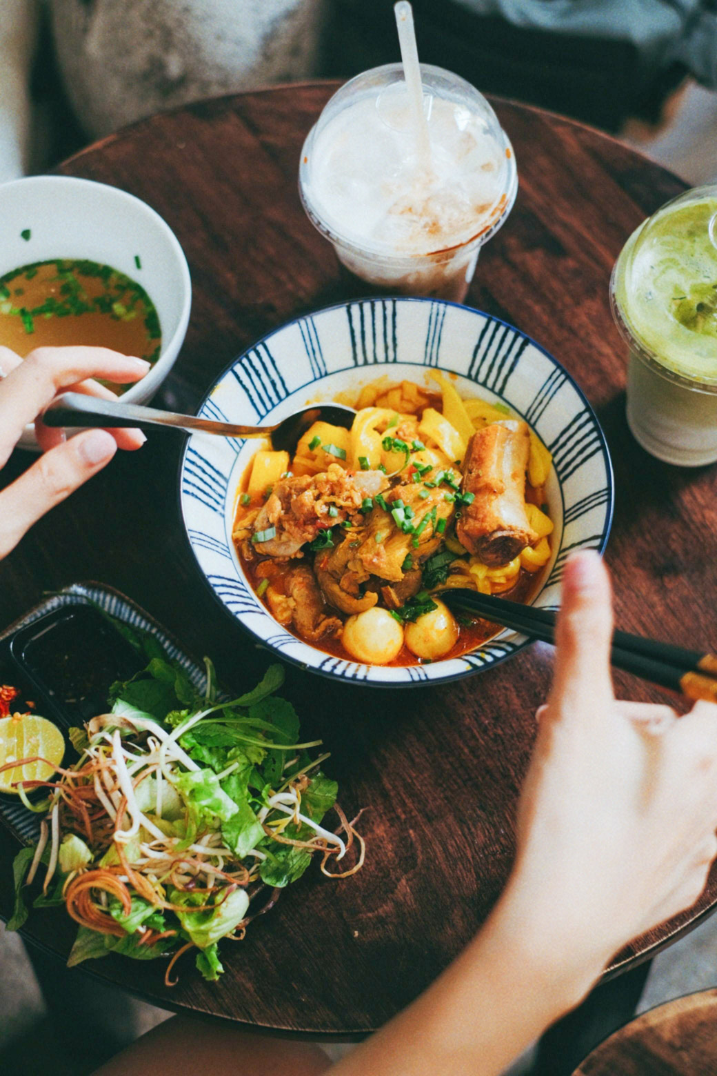 Central Vietnamese food &mdash; bún chả