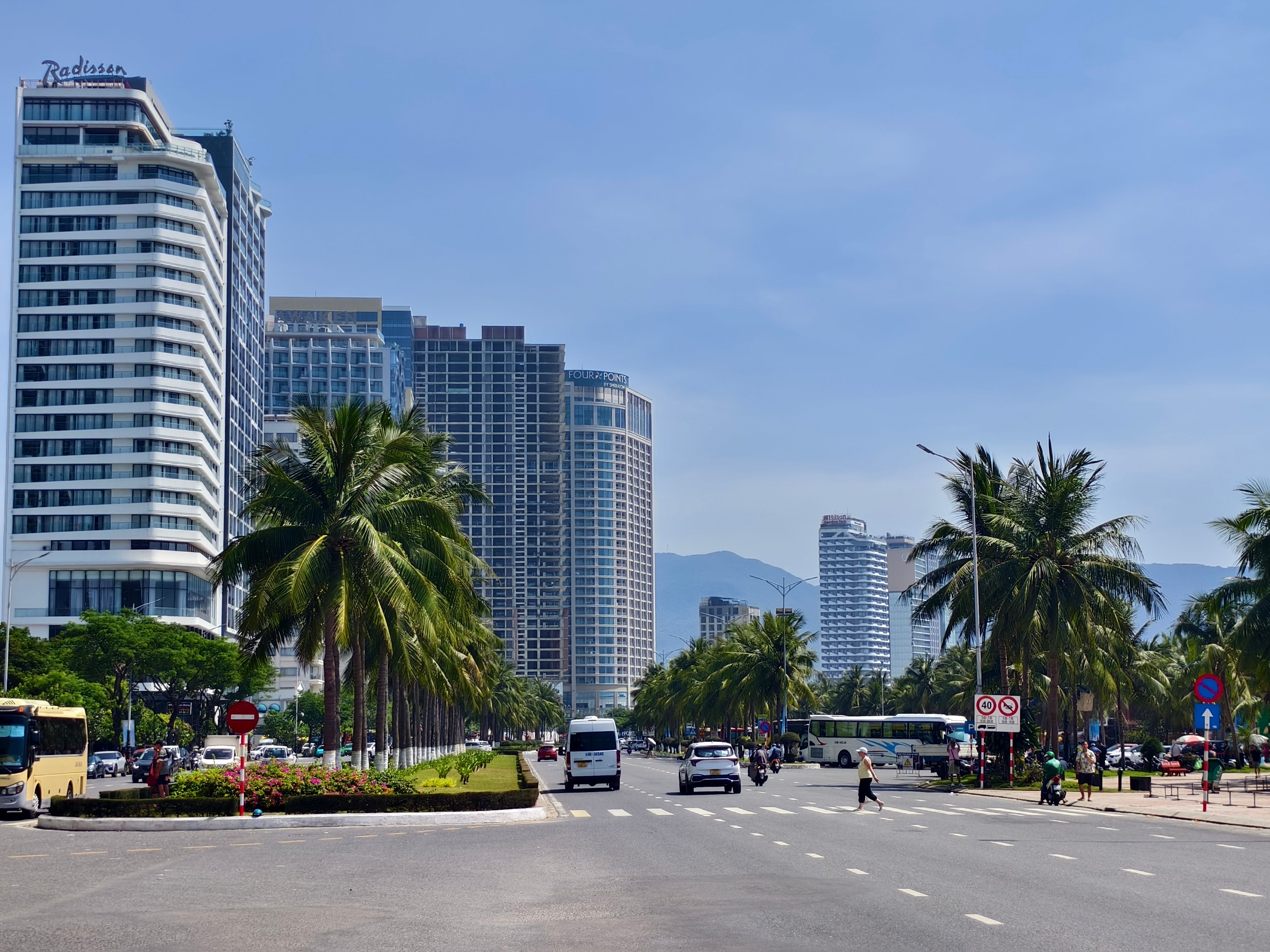 Da Nang's beachfront avenue lined with hotels and palm trees