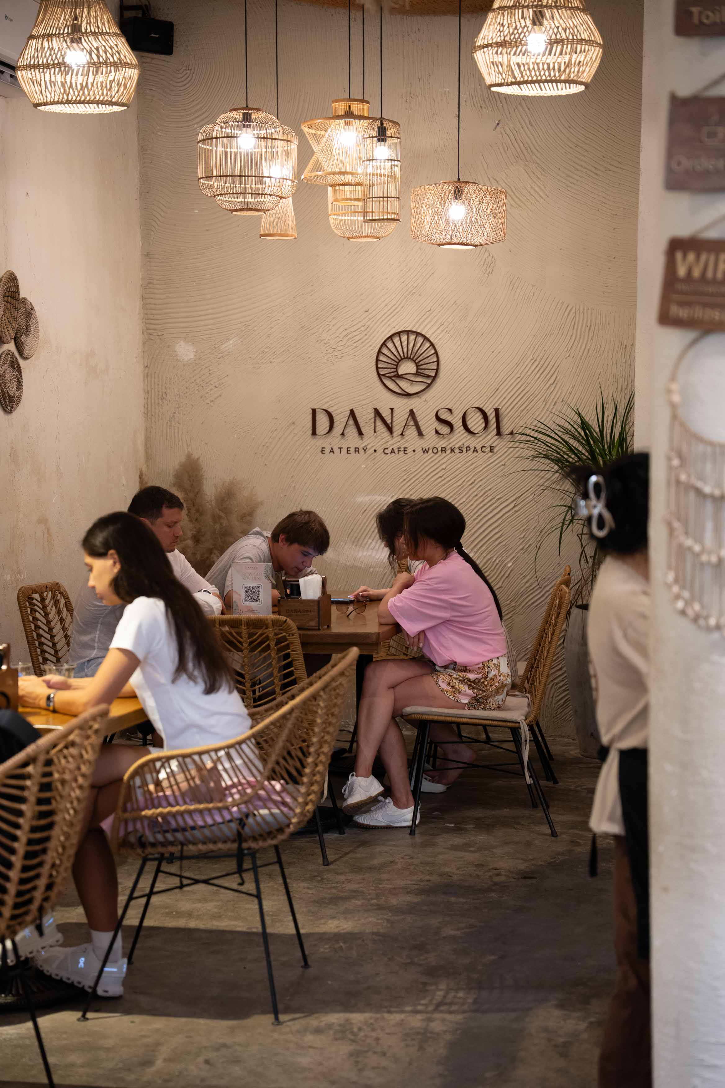 Danasol interior